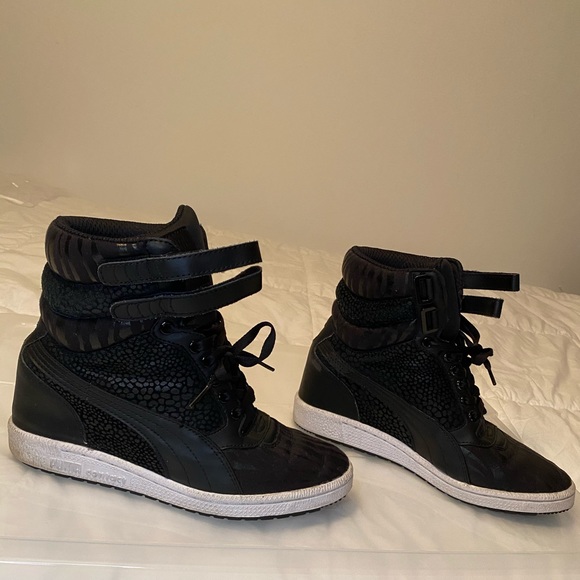 puma high tops with straps